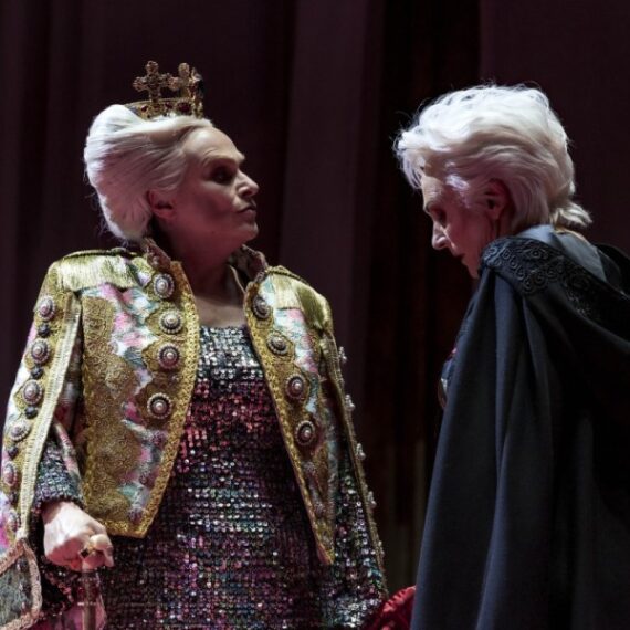 Maria Stuarda con Laura Marinoni e Elisabetta Pozzi